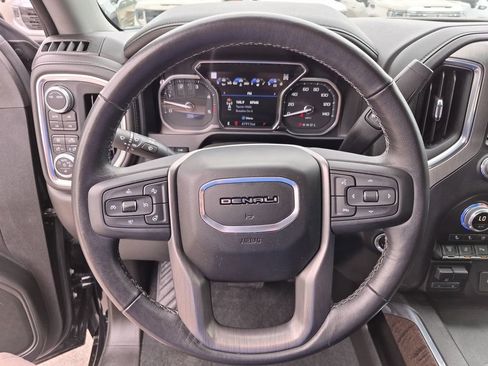 Used 2021 GMC Sierra 2500 Denali w/ Denali Black Diamond Edition AWD/4WD image 23