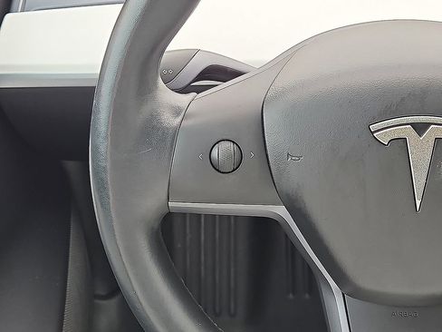 Used 2018 Tesla Model 3 Long Range image 18