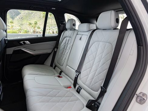 Certified 2023 BMW X5 sDrive40i w/ Premium Package image 21