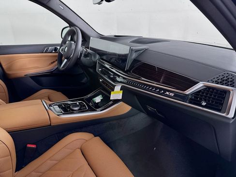 New 2026 BMW X5 xDrive40i image 36