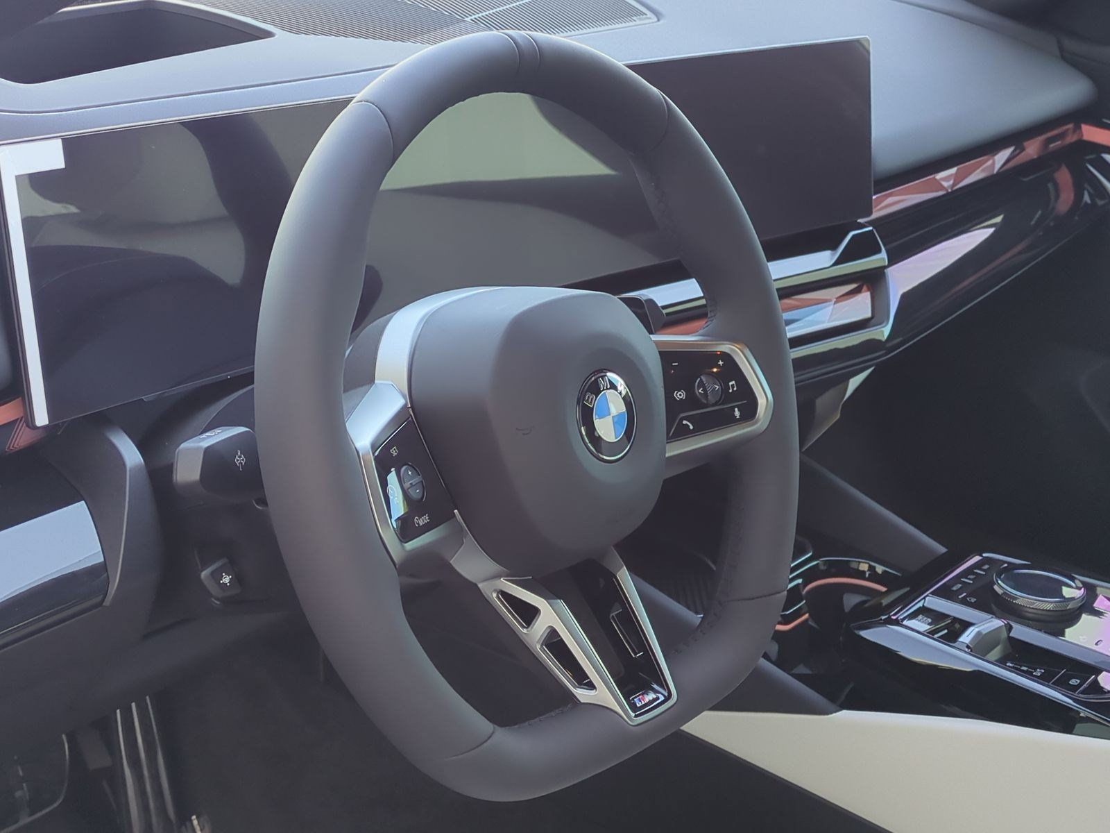 Certified 2027 BMW 530i w/ M Sport Package RWD image 18