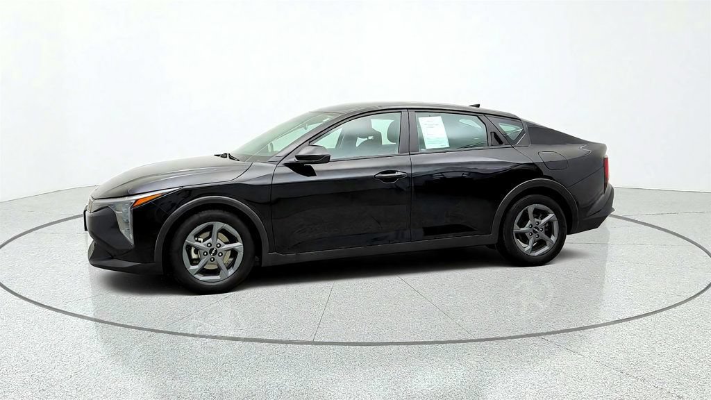 Used 2025 Kia K4 FWD image 8