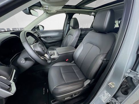 Certified 2025 MAZDA CX-90 Plug-In Hybrid w/Premium Sport image 15