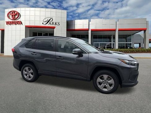 Used 2023 Toyota RAV4 XLE w/ Convenience Package FWD image 1