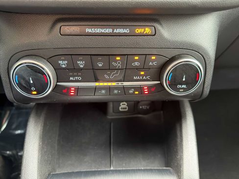 Used 2024 Ford Escape Active AWD/4WD image 17