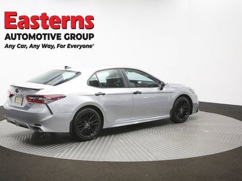 Used 2022 Toyota Camry SE FWD image 37