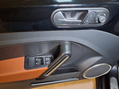 Used 2015 Volkswagen Beetle 1.8T image 14