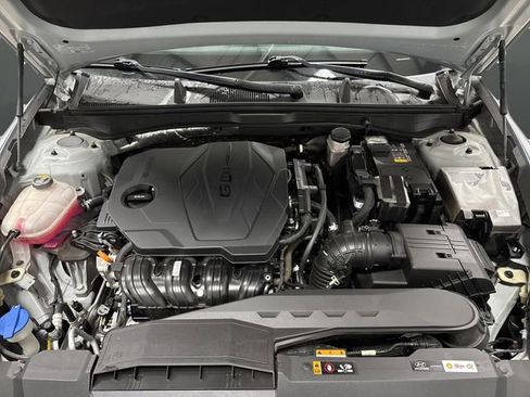 Used 2023 Hyundai Sonata SE w/ Cargo Package image 32