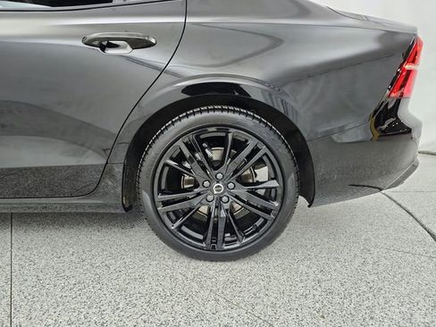 Used 2023 Volvo S60 B5 Plus w/ Climate Package image 26