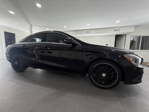 Used 2014 Mercedes-Benz CLA 250 image 4