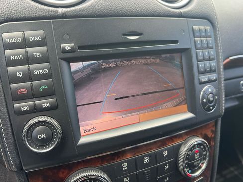 Used 2012 Mercedes-Benz GL 450 4MATIC image 71