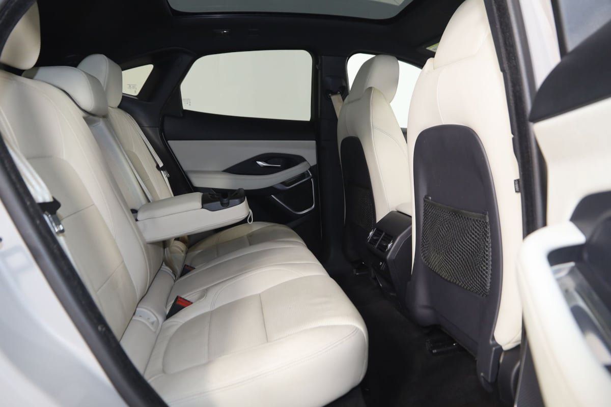 Used 2018 Jaguar E-PACE R-Dynamic S AWD/4WD image 14