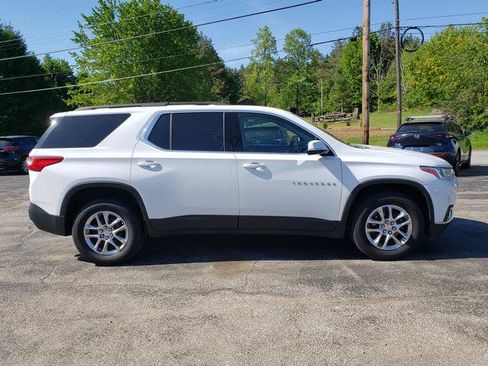 Used 2020 Chevrolet Traverse LT AWD/4WD image 8