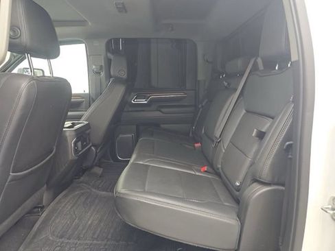 Used 2024 GMC Sierra 3500 Denali w/ Denali Reserve Package AWD/4WD image 15