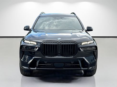 New 2027 BMW X7 xDrive40i w/ M Sport Package AWD/4WD image 8