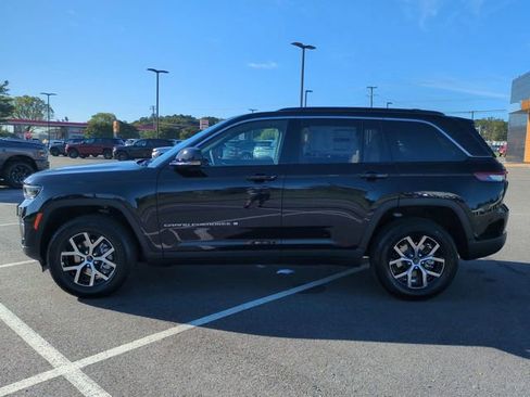 New 2025 Jeep Grand Cherokee Limited w/ Trailer Tow Package image 7