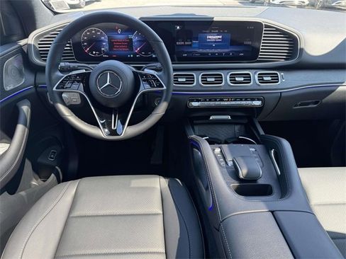 Certified 2025 Mercedes-Benz GLE 450 4MATIC image 5