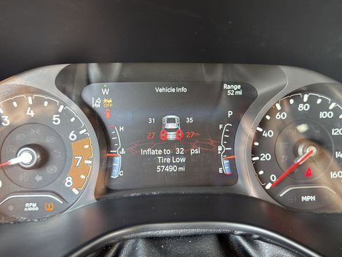 Used 2022 Jeep Compass Trailhawk image 21