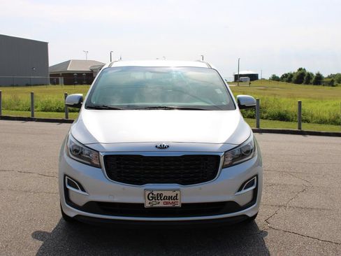 Used 2019 Kia Sedona EX FWD image 4