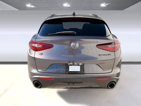 Used 2019 Alfa Romeo Stelvio Ti image 10