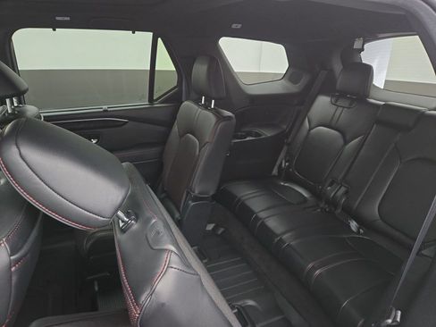 Used 2025 Honda Pilot Black Edition image 20