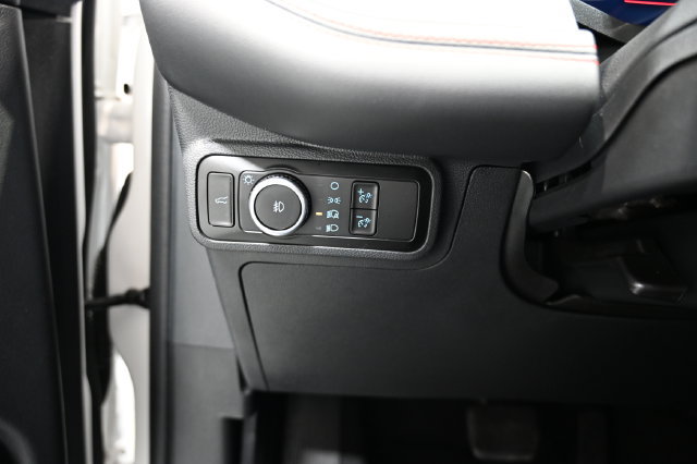 Used 2025 Ford Explorer ST-Line w/ ST-Line Street Pack AWD/4WD image 24