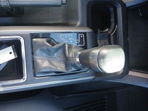 Used 2018 Toyota Tacoma TRD Off-Road image 48