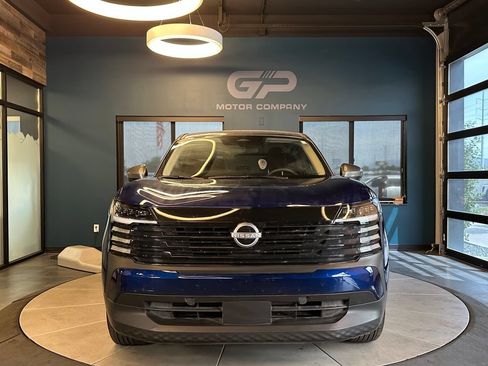 Used 2025 Nissan Kicks SV FWD image 8