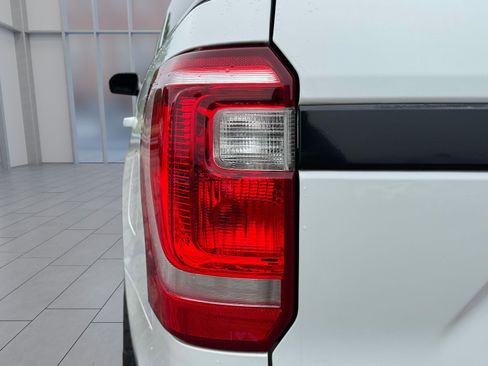 Used 2020 Ford Expedition XLT w/ Equipment Group 202A AWD/4WD image 10