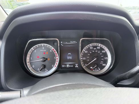 Used 2017 Nissan Titan Platinum Reserve AWD/4WD image 19