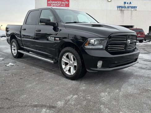 Used 2015 RAM 1500 Sport w/ Convenience Group image 14