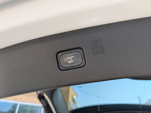 Used 2023 Ford Edge SEL w/ Convenience Package AWD/4WD image 14