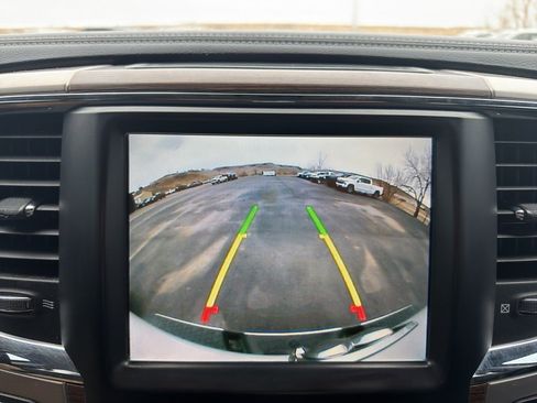 Used 2017 RAM 1500 Laramie w/ Convenience Group image 19