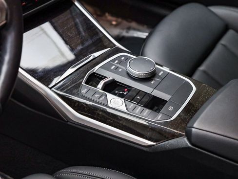 Used 2023 BMW 330i Sedan w/ M Sport Package image 24