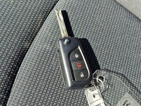 Used 2023 Toyota RAV4 LE image 24