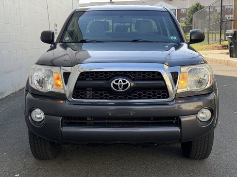 Used 2011 Toyota Tacoma 4x4 Double Cab w/ SR5 Pkg #2 image 8