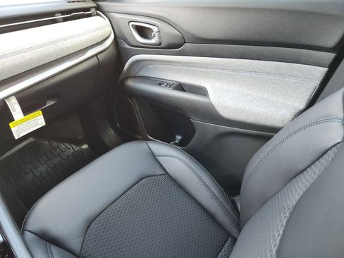 New 2026 Jeep Compass Latitude image 15