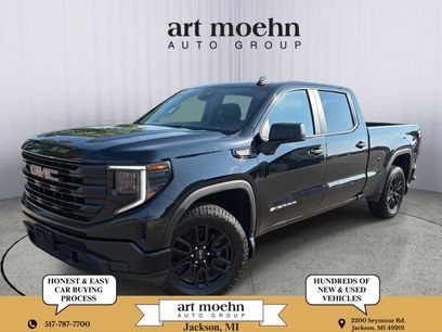 Used 2024 GMC Sierra 1500 Pro w/ Graphite Edition