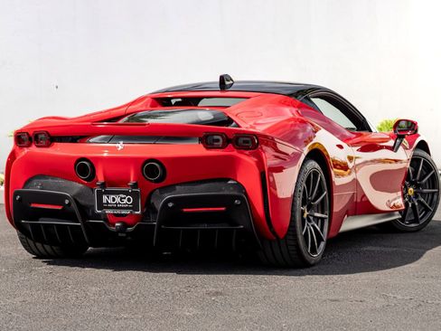 Used 2022 Ferrari SF90 Stradale AWD/4WD image 6