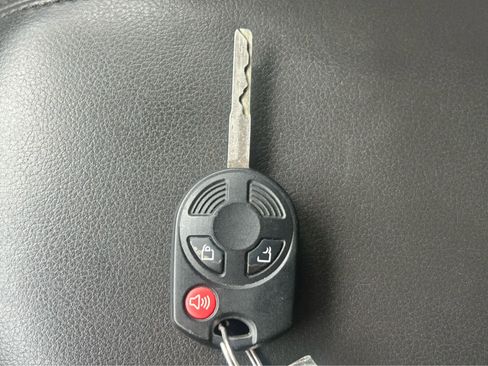 Used 2014 Ford Escape SE FWD image 29