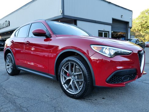 Used 2018 Alfa Romeo Stelvio Ti Sport image 90
