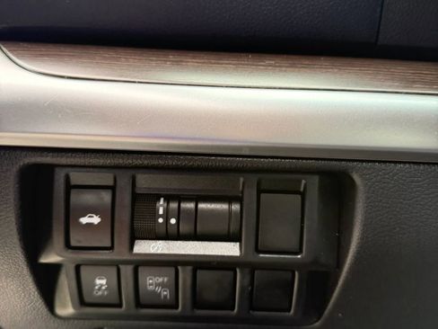 Used 2015 Subaru Legacy 2.5i Limited image 26