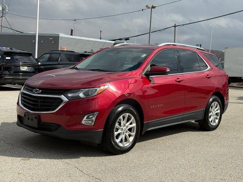Used 2018 Chevrolet Equinox LT w/ Sun & Infotainment Package image 9