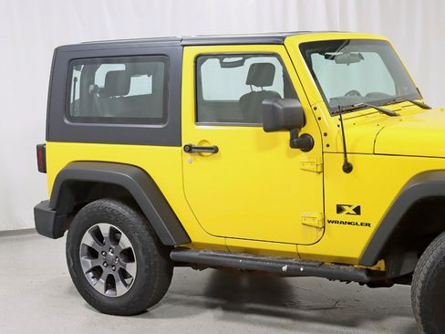 Used 2008 Jeep Wrangler X AWD/4WD image 3
