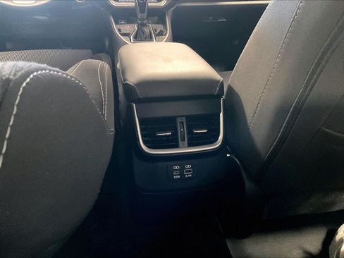 Used 2025 Subaru Legacy Premium AWD/4WD image 27