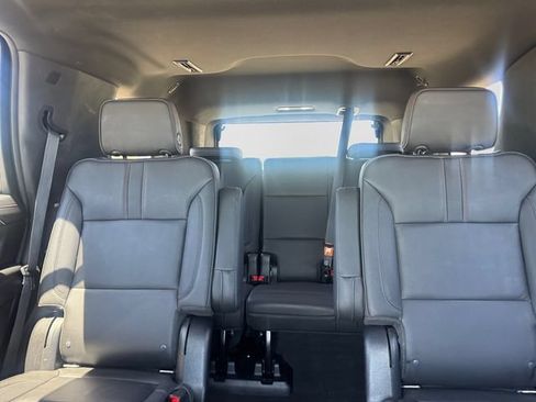 Used 2022 Chevrolet Tahoe RST w/ Luxury Package RWD image 21