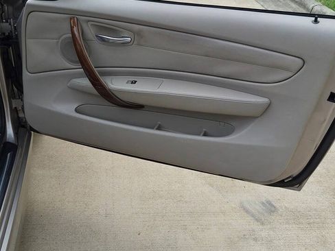 Used 2010 BMW 135i Convertible RWD image 47
