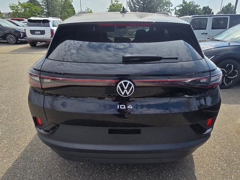 Used 2024 Volkswagen ID.4 2WD image 5