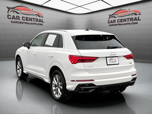 Used 2022 Audi Q3 2.0T Premium image 3