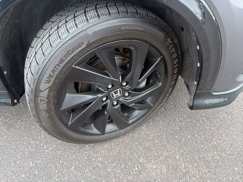 Used 2021 Honda HR-V Sport image 9